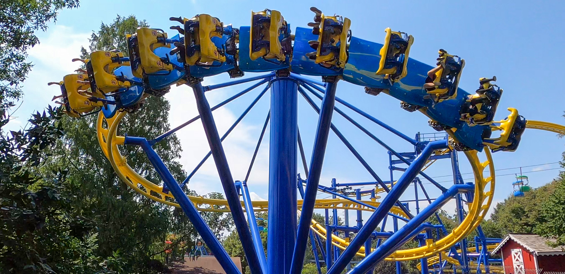 Dutch Wonderland My 1Hour Wait for Merlin’s Mayhem We Were Inverted