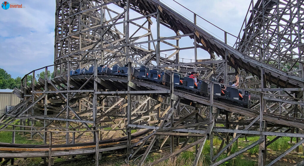 Roar - Six Flags America