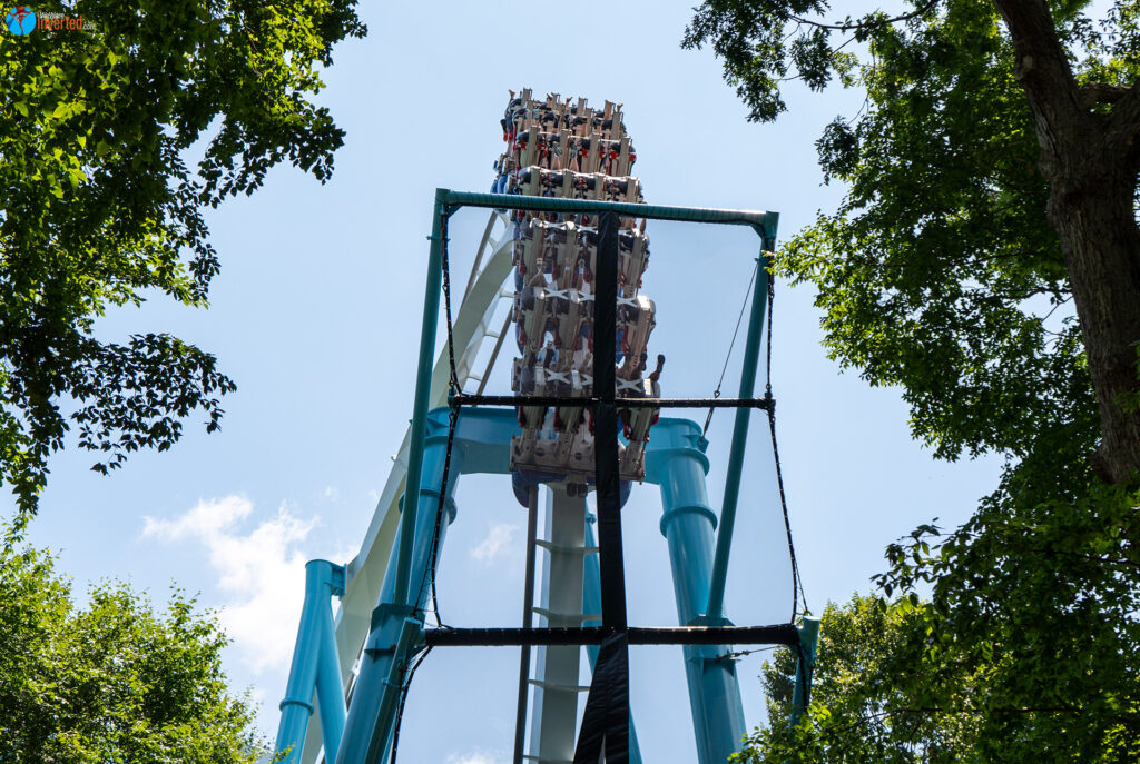 Busch Gardens Williamsburg – Kastle Crashing & Pin Buying