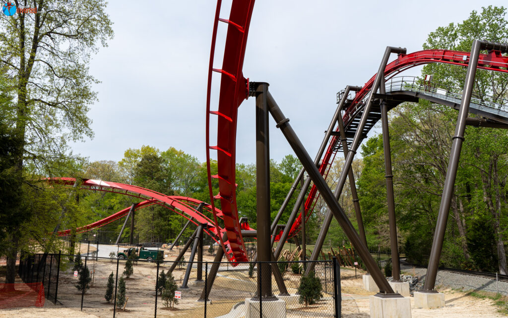 Big Bad Wolf: The Wolf's Revenge - Busch Gardens Williamsburg