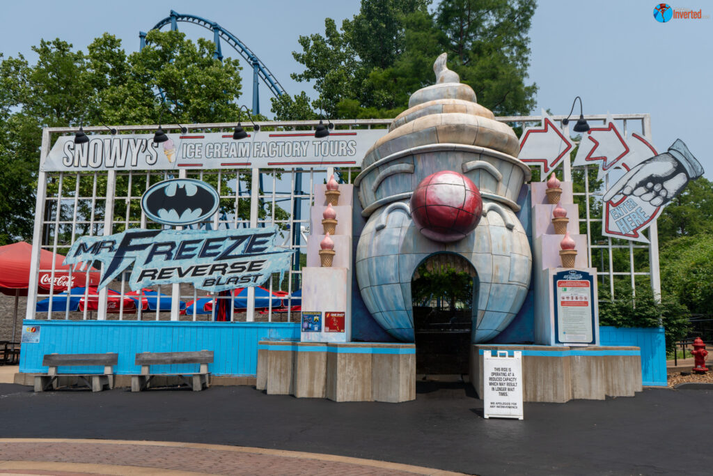 Mr. Freeze: Reverse Blast - Six Flags St. Louis