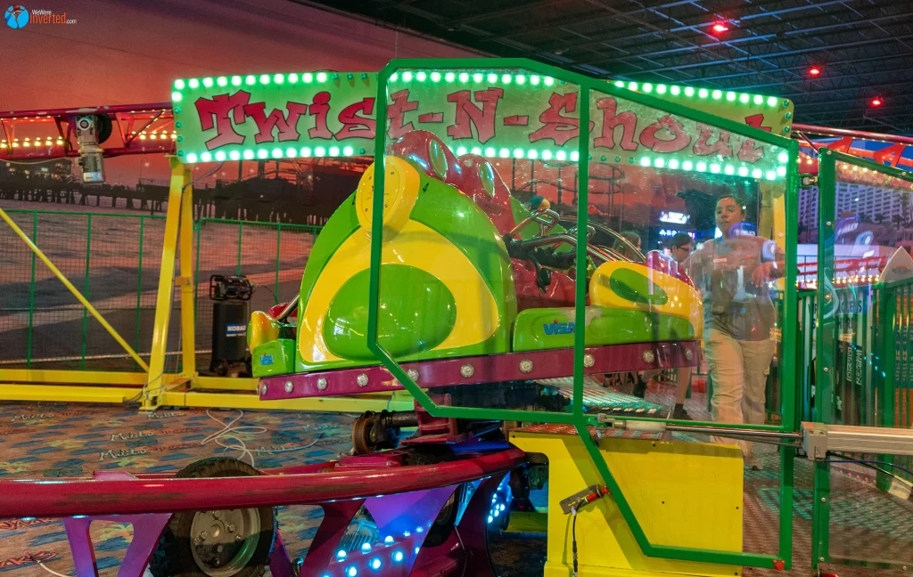 Twist-N-Shout - Malibu Jack's: Lexington