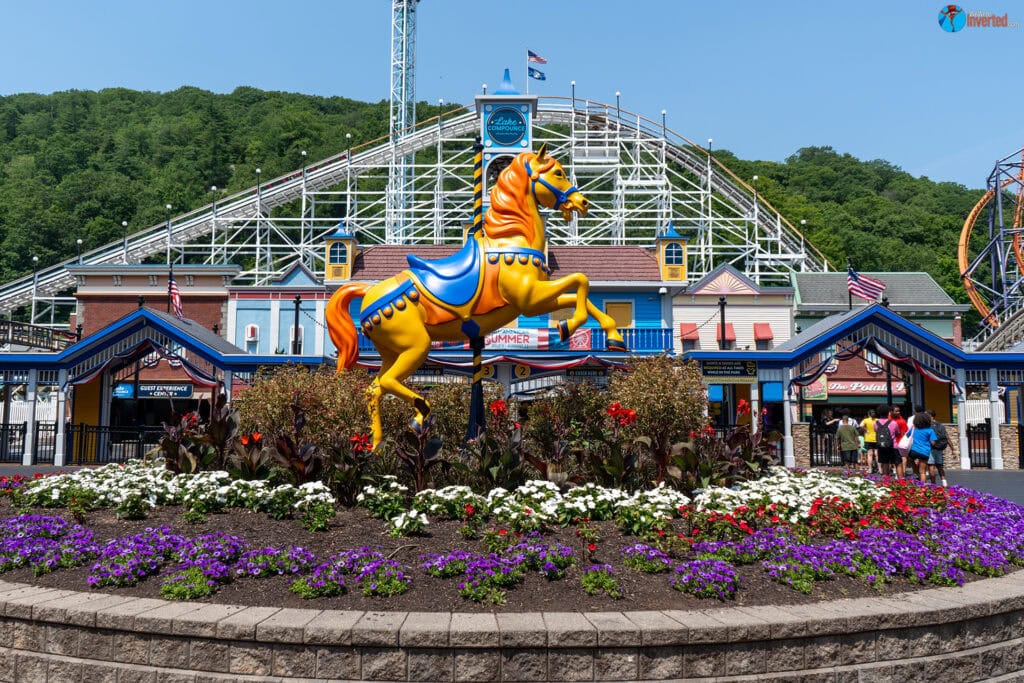 Lake Compounce 2026