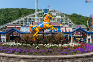 Lake Compounce 2026