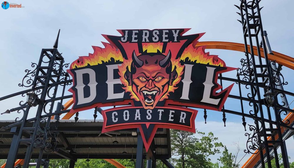 Jersey Devil Coaster - Six Flags Great Adventure